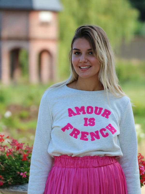 Asia - Pull gris "Amour is french"